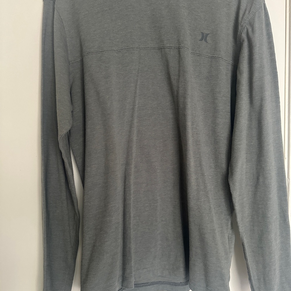 Men's Gray Long Sleeve Shirt